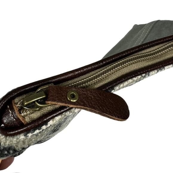 Myra Bag Bliss Pouch Wristlet Gray Aztec Boho Woven Brown Leather Clutch Western - Picture 5 of 8